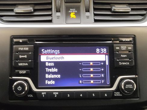 Used 2015 Nissan Sentra SR image 25