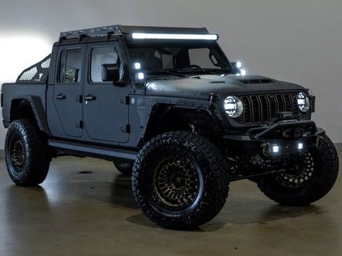 Used 2025 Jeep Gladiator Rubicon w/ Safety Group image 12