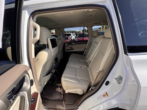 Used 2014 Lexus GX 460 Luxury AWD/4WD image 28