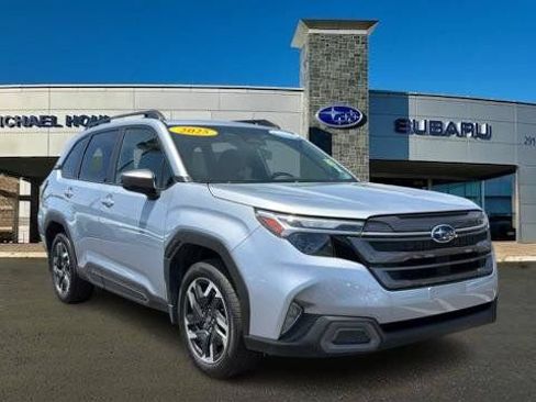 Certified 2025 Subaru Forester Limited AWD/4WD image 1