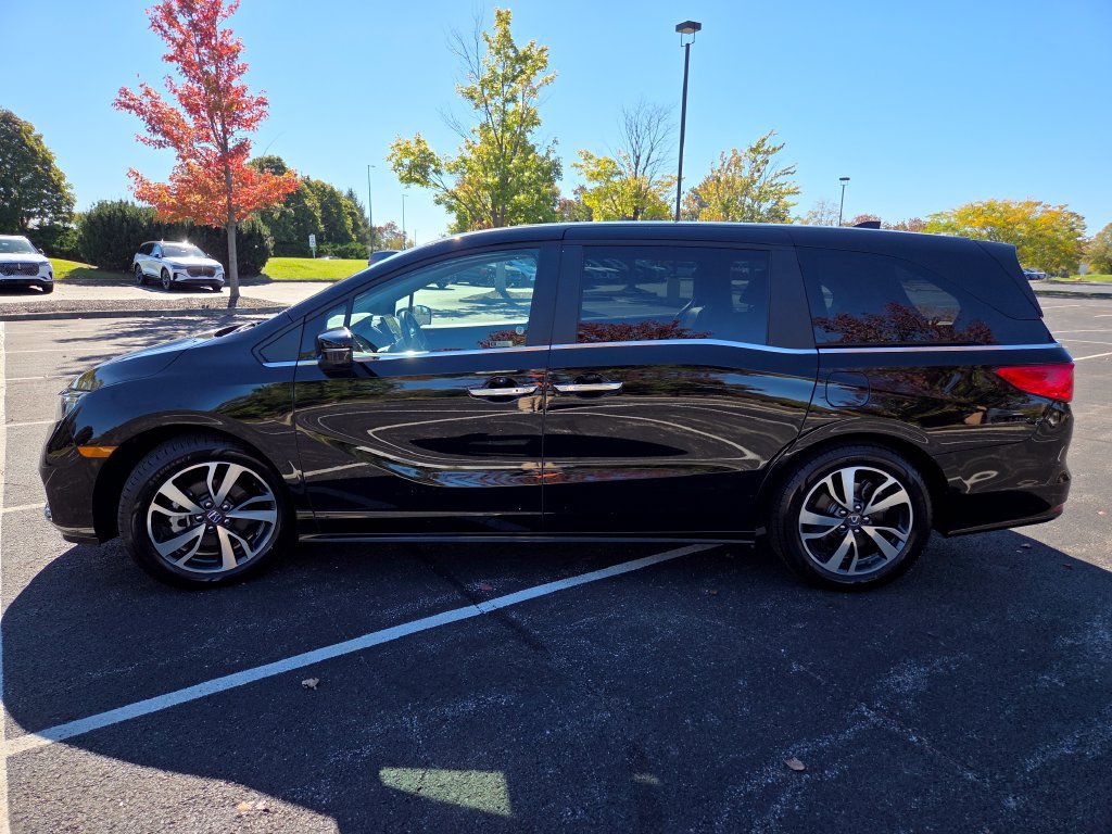 Certified 2024 Honda Odyssey Touring image 26