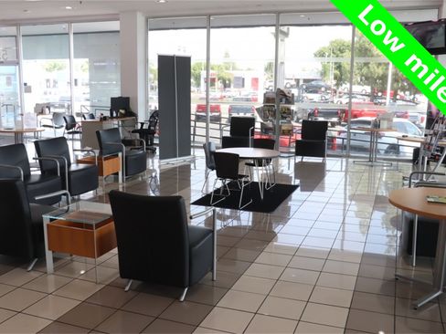 Used 2024 Jeep Wagoneer Base image 45