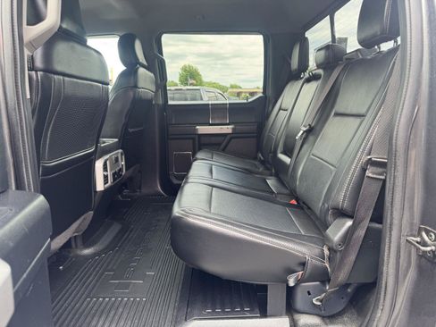 Used 2019 Ford F350 Lariat w/ Lariat Ultimate Package AWD/4WD image 32
