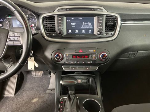 Used 2019 Kia Sorento LX w/ Option Group 020 image 26