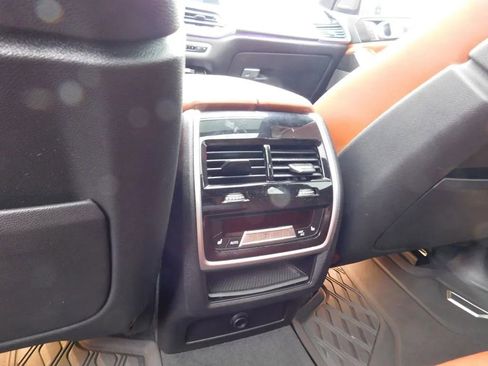 Used 2021 BMW X5 M50i w/ Premium Package image 15