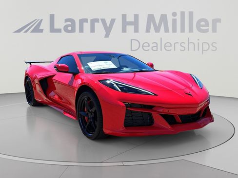 New 2026 Chevrolet Corvette E-Ray AWD/4WD image 7