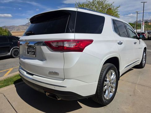 Used 2021 Chevrolet Traverse High Country AWD/4WD image 5