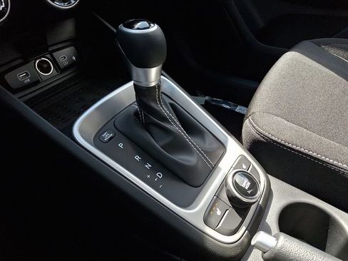 New 2026 Hyundai Venue SEL FWD image 8