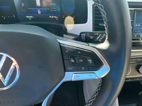 Used 2022 Volkswagen Atlas SE image 26