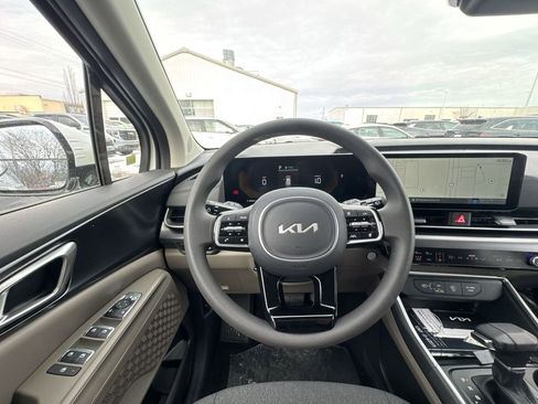 New 2026 Kia Carnival LX FWD image 14