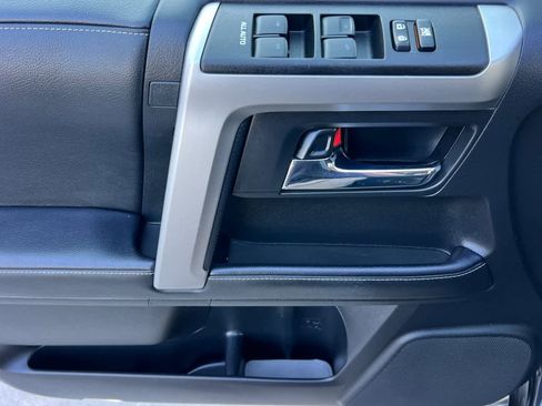 Used 2024 Toyota 4Runner SR5 image 13