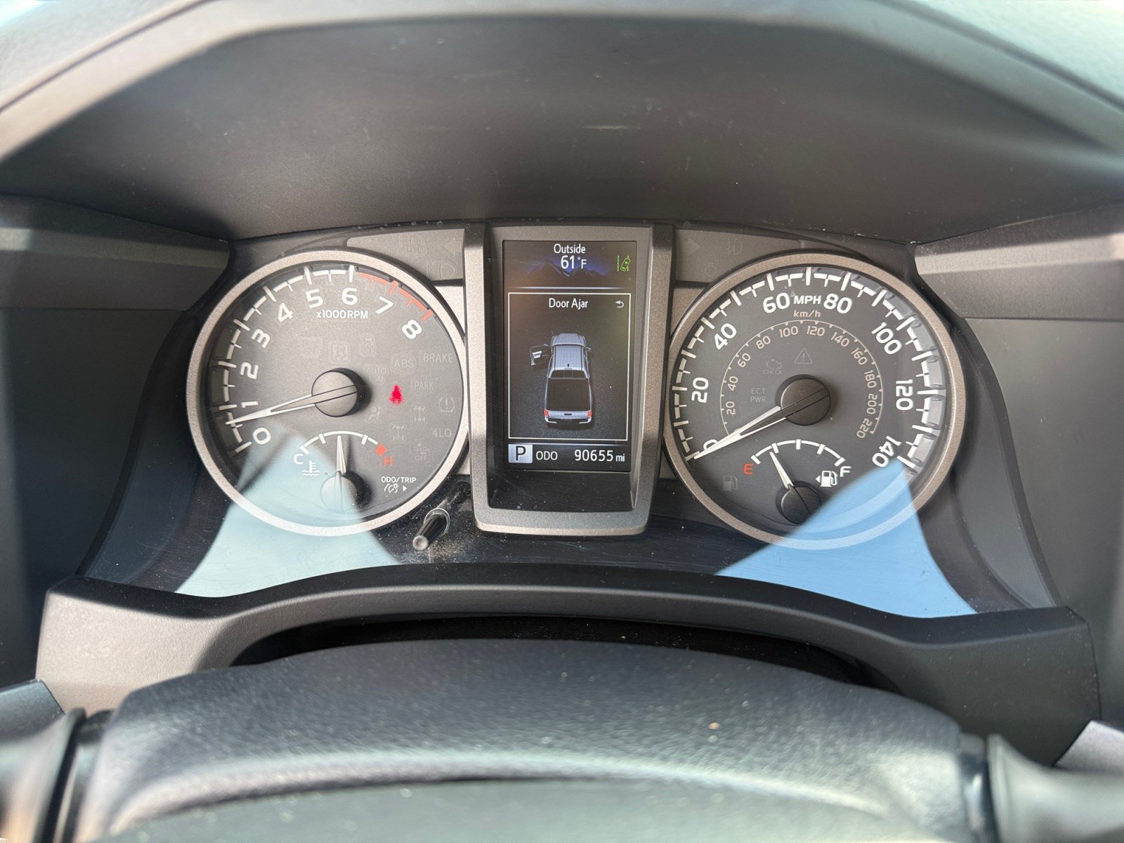 Used 2018 Toyota Tacoma TRD Sport AWD/4WD image 10