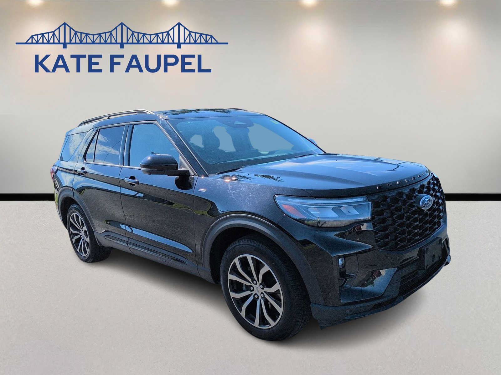 Certified 2026 Ford Explorer ST-Line AWD/4WD image 1