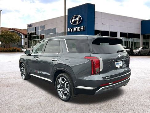 Used 2025 Hyundai Palisade SEL image 3