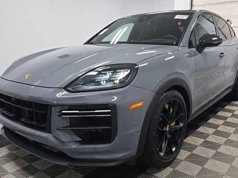 Used 2024 Porsche Cayenne Turbo GT AWD/4WD image 1