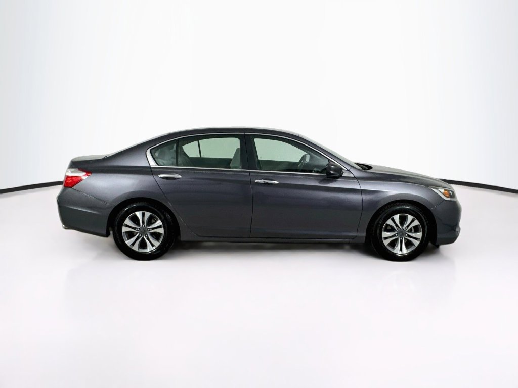 Used 2013 Honda Accord LX image 8