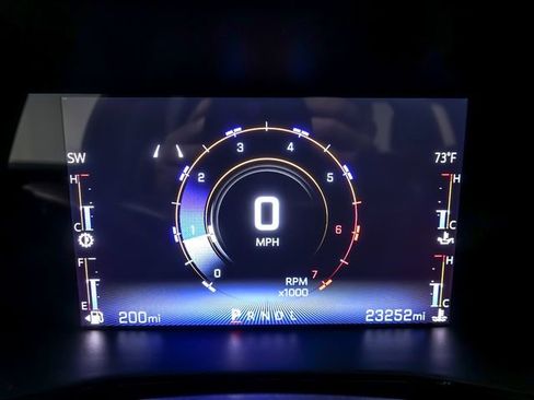 Used 2023 Chevrolet Colorado LT w/ LT Convenience Package II RWD image 19