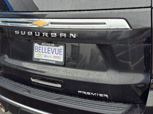 Used 2024 Chevrolet Suburban Premier image 14