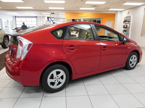 Used 2013 Toyota Prius image 11