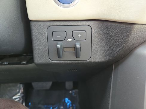 Used 2023 Toyota Sequoia Capstone image 44