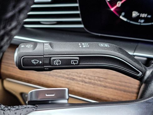 New 2026 Mercedes-Benz GLS 580 4MATIC image 20