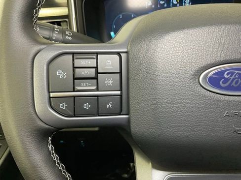 New 2026 Ford F250 Lariat w/ Black Appearance Package image 25