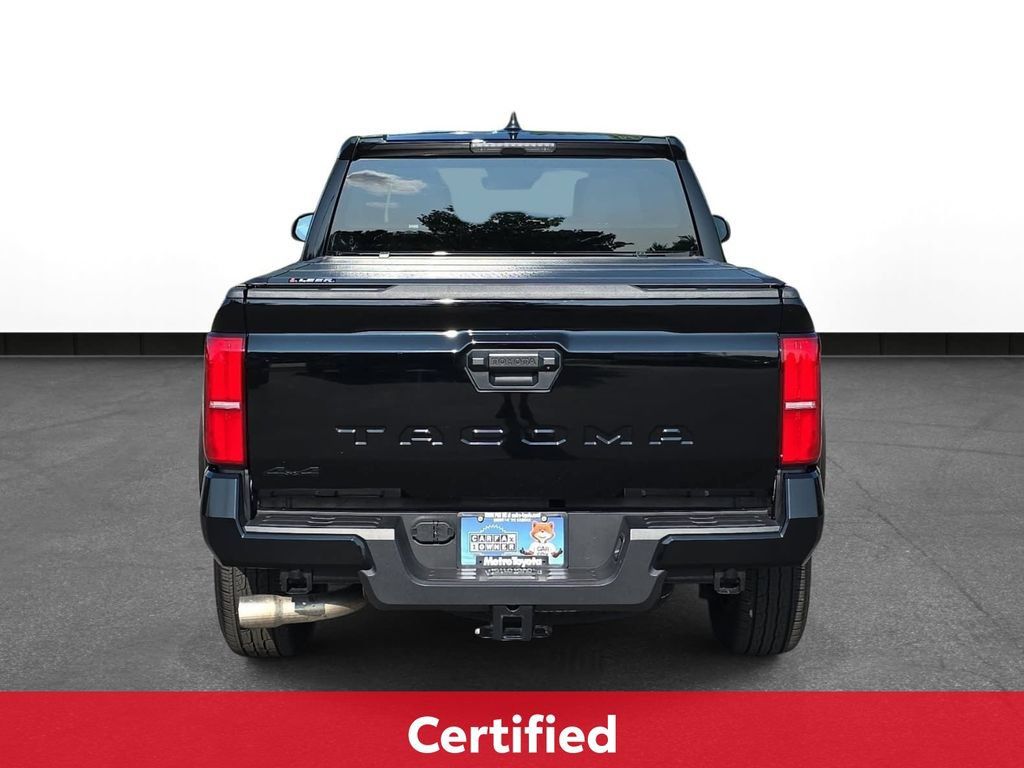 Certified 2025 Toyota Tacoma TRD Sport AWD/4WD image 8