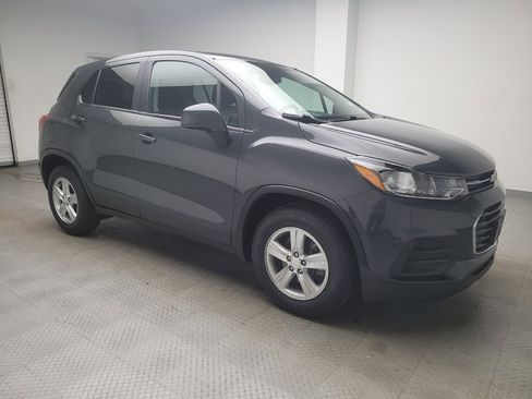 Used 2019 Chevrolet Trax LS w/ Tint and Cruise Package FWD image 11