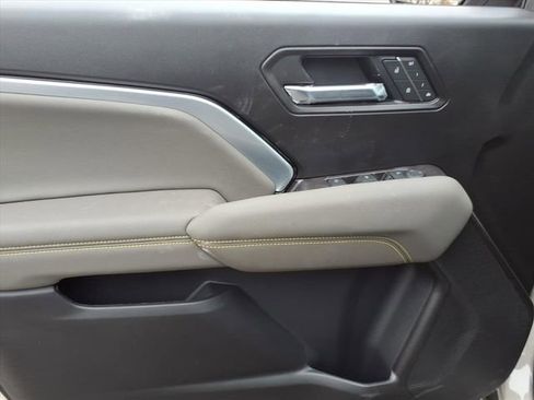 New 2026 Chevrolet Colorado ZR2 w/ Technology Package image 16