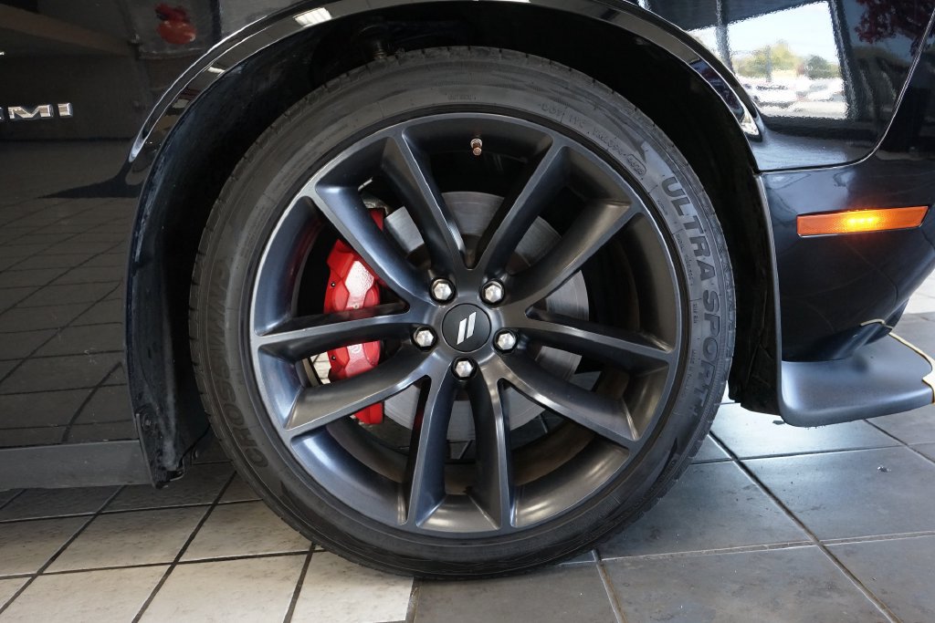 Used 2022 Dodge Challenger R/T w/ Performance Handling Group RWD image 54