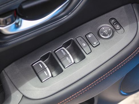 Certified 2026 Honda HR-V Sport image 21