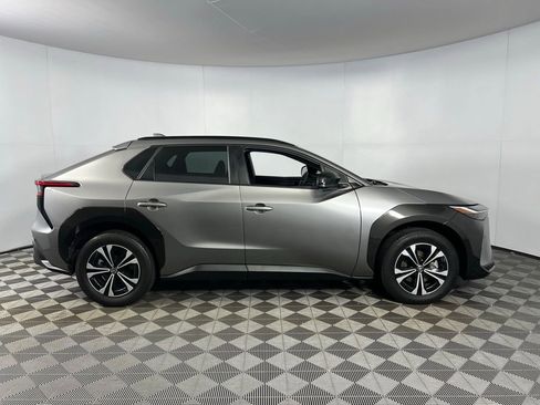 Used 2023 Toyota bZ4X XLE image 3