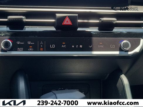 New 2026 Kia Sportage EX w/ EX Panorama Roof Package FWD image 24