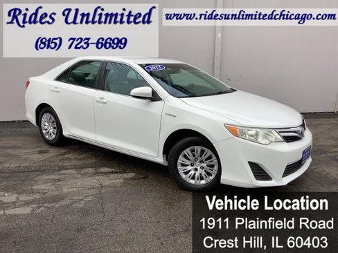 Used 2012 Toyota Camry LE FWD image 11