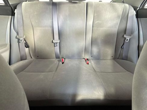 Used 2012 Toyota Corolla L FWD image 32