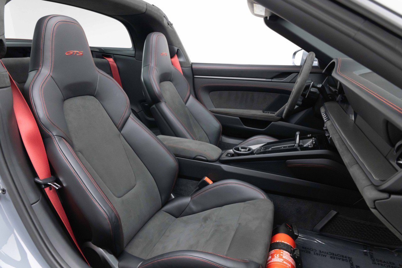 Used 2023 Porsche 911 Targa 4 GTS AWD/4WD image 4