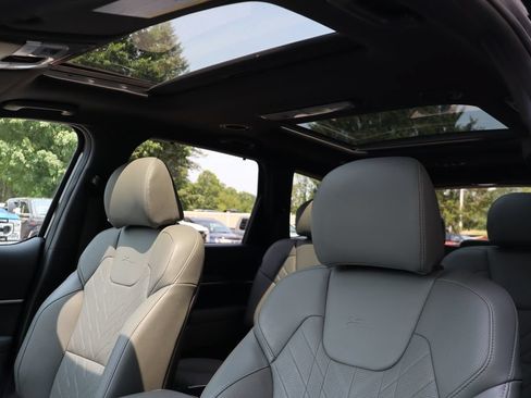 Used 2024 Kia Telluride SX X-Line AWD/4WD image 4