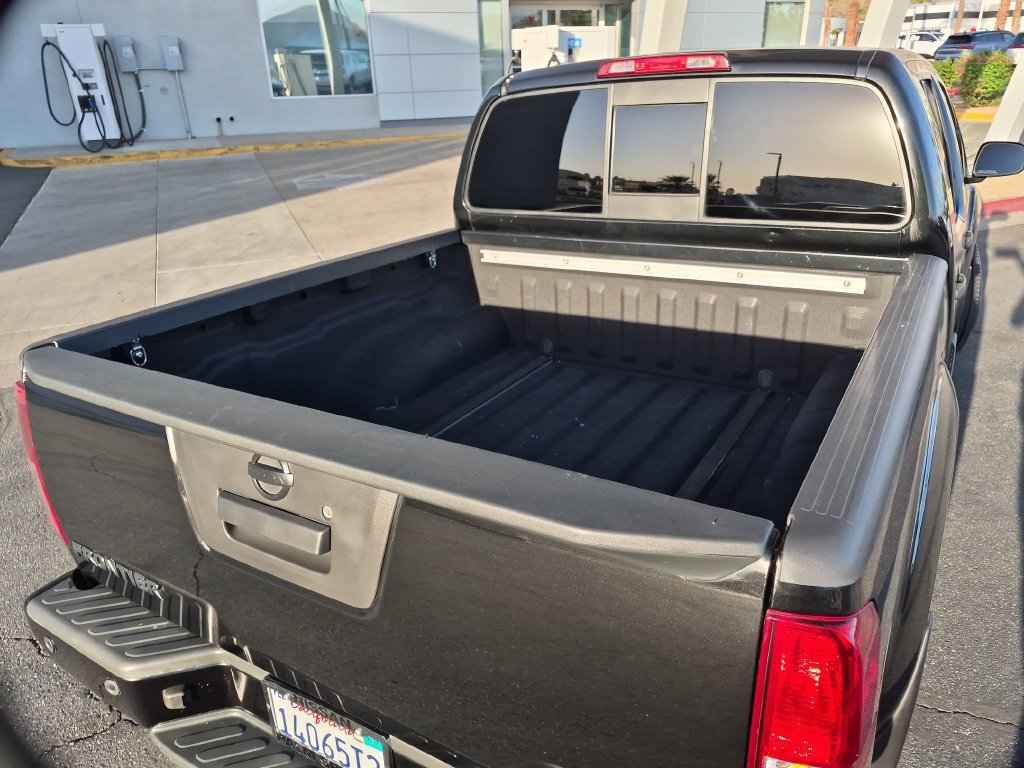 Used 2021 Nissan Frontier SV w/ Midnight Edition Floor Mats RWD image 29