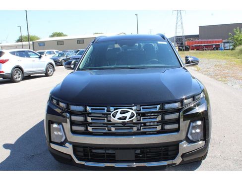 Used 2025 Hyundai Santa Cruz Limited image 3