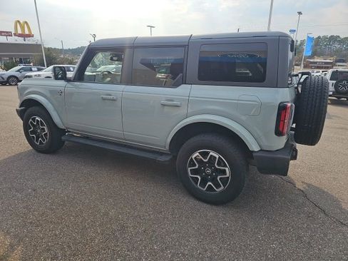 Used 2024 Ford Bronco Outer Banks image 4