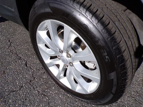 Used 2017 Land Rover Range Rover Sport HSE image 25