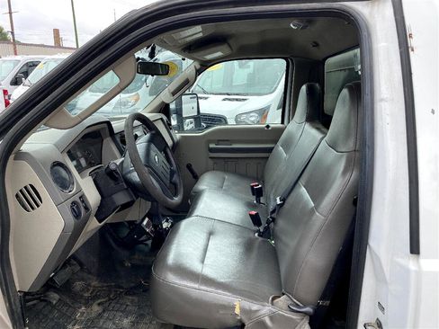 Used 2010 Ford F250 XLT image 13