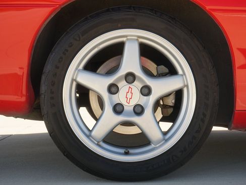 Used 1999 Chevrolet Camaro Z28 w/ Performance Pkg image 40