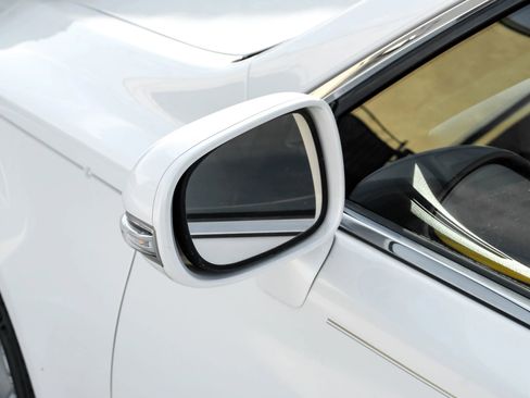 Used 2012 Lexus LS 460 image 39