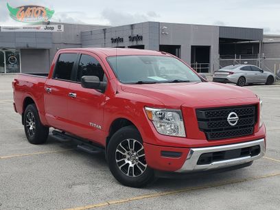 Used 2021 Nissan Titan SV w/ SV Convenience Package