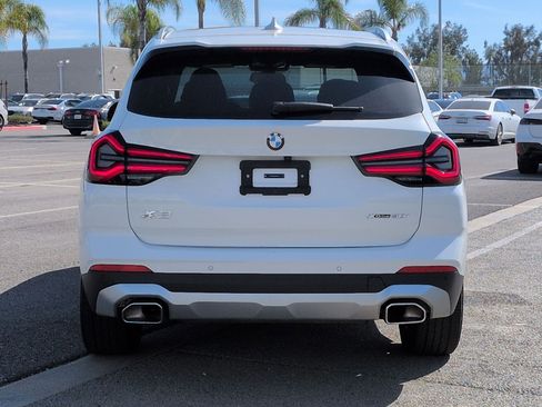 Used 2024 BMW X3 xDrive30i w/ Premium Package image 9