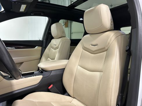 Used 2019 Cadillac XT5 Luxury AWD/4WD image 24