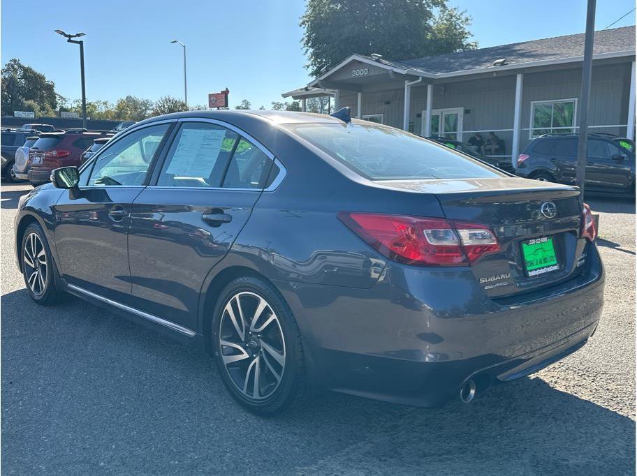 Used 2017 Subaru Legacy 2.5i Sport AWD/4WD image 5