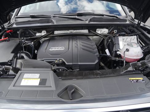 Certified 2023 Audi Q5 2.0T Premium Plus w/ Premium Plus Package image 11