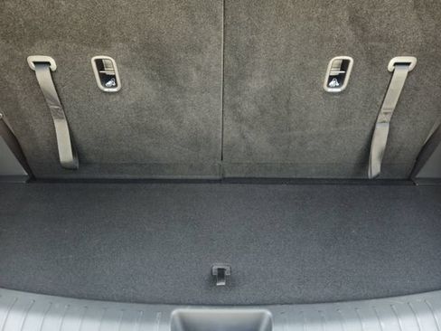 Used 2025 Hyundai Santa Fe Limited FWD image 29